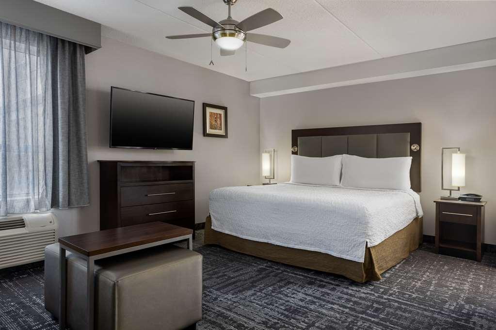 Homewood Suites By Hilton Waterloo/St. Jacobs Номер фото
